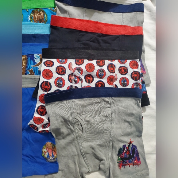 : Lot of 16 NWOT Boys Size 8 sonic spiderman jurassic park boxers briefs - Picture 6 of 10